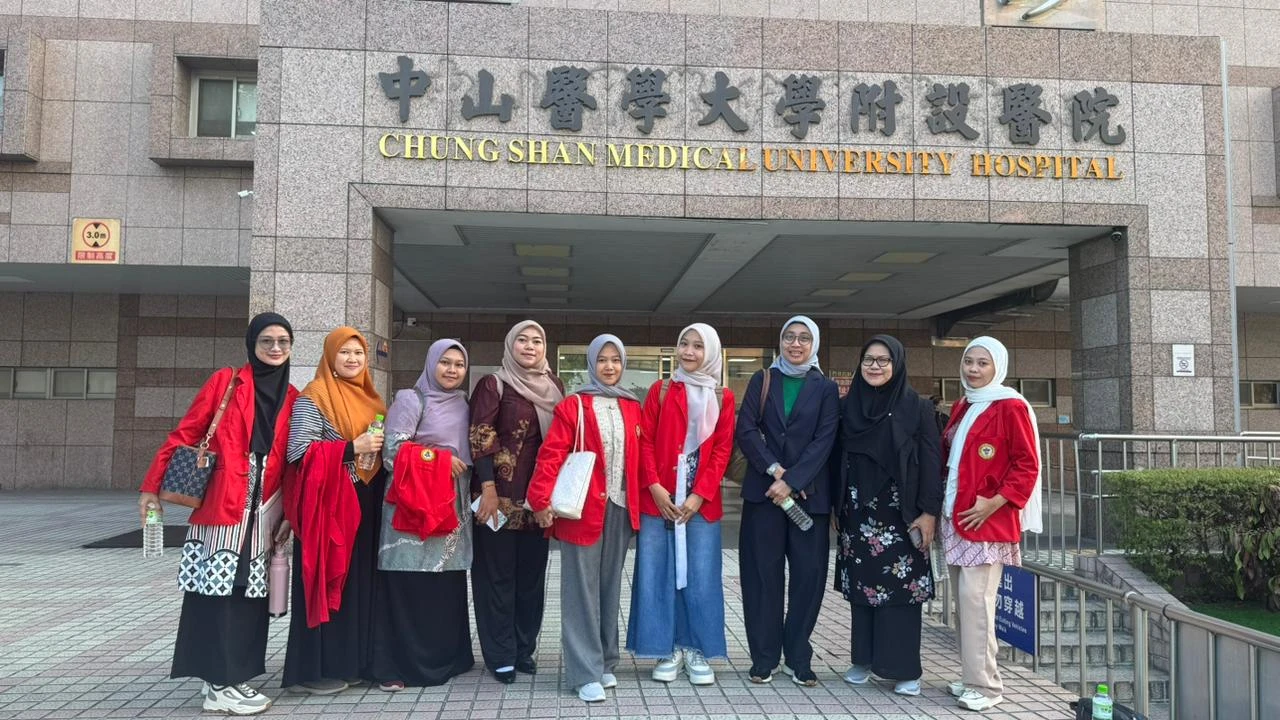 Berikan keterangan pada foto terlampir dengan singkat, padat dan jelas